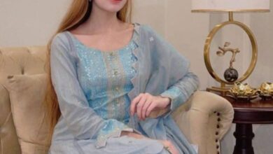 Matchmaking Service Online | Female Marriage Proposal in UK